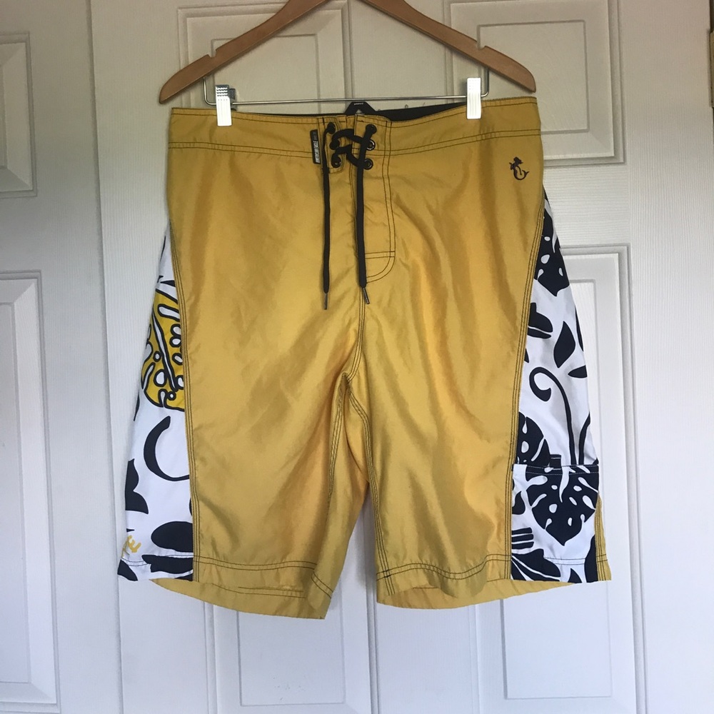 American Eagle swimming trunks